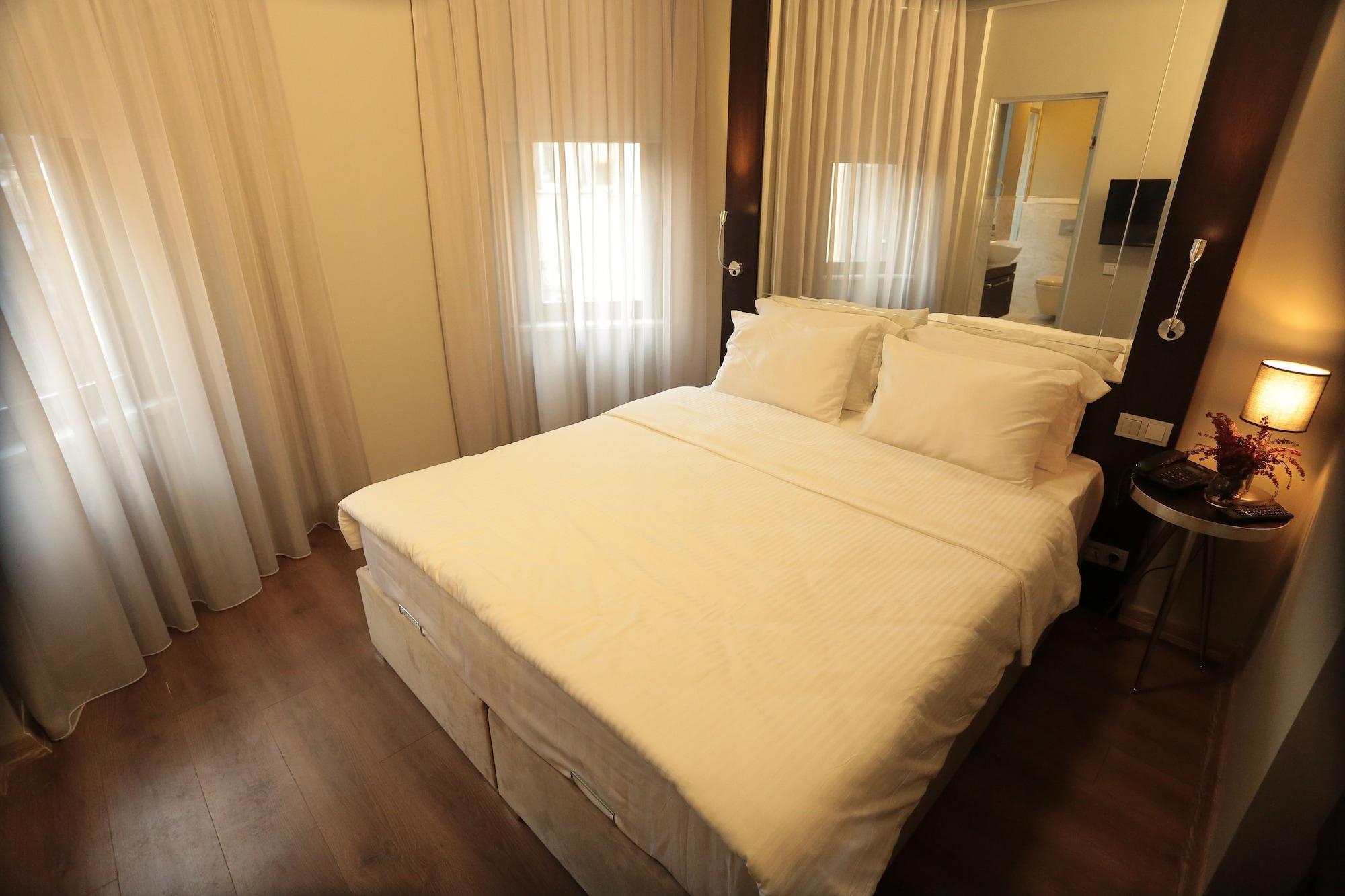 Ferman Pera Hotel Istanbul Exteriör bild