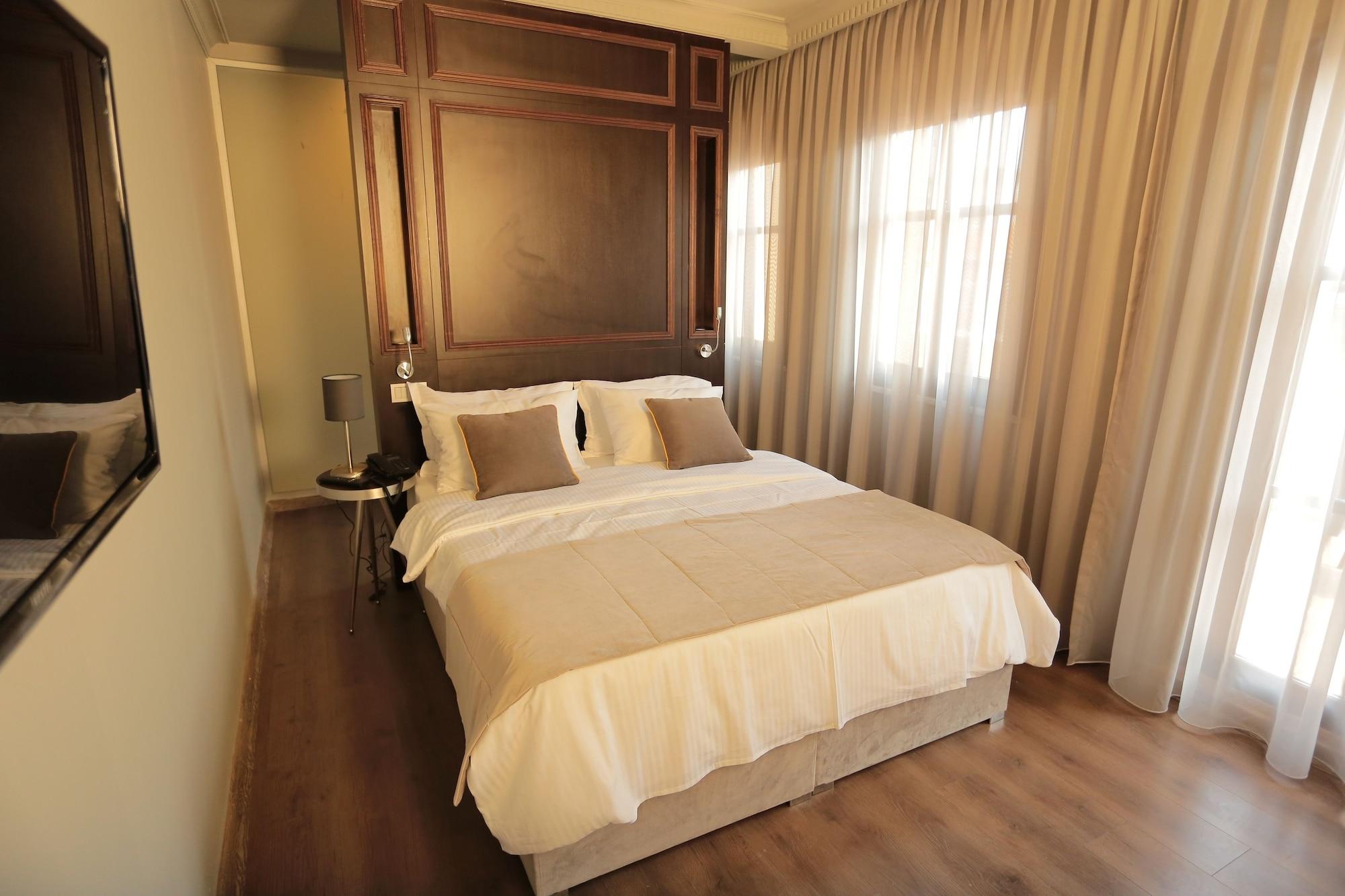 Ferman Pera Hotel Istanbul Exteriör bild